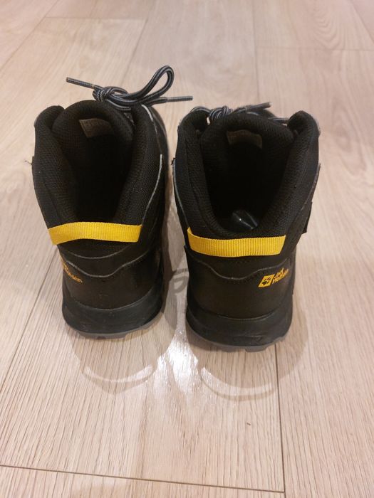 Buty zimowe jack wolfskin 37