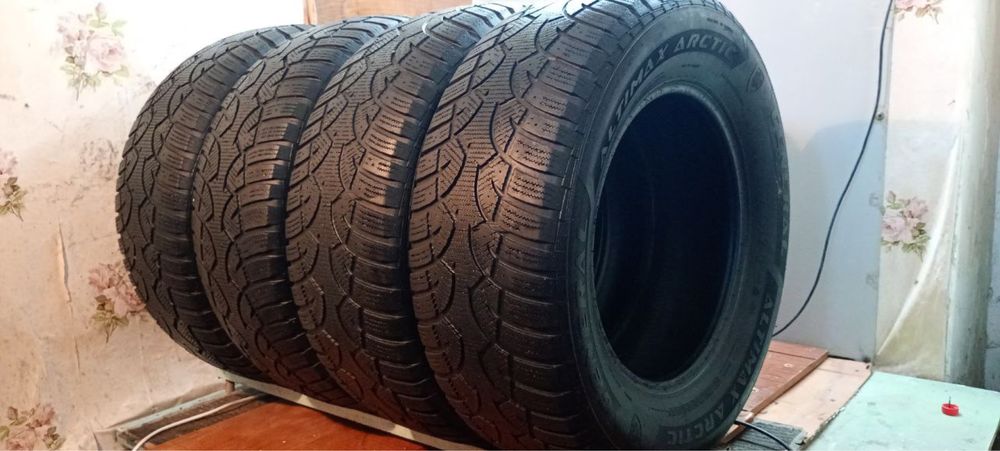 265/65.R17 комплект General