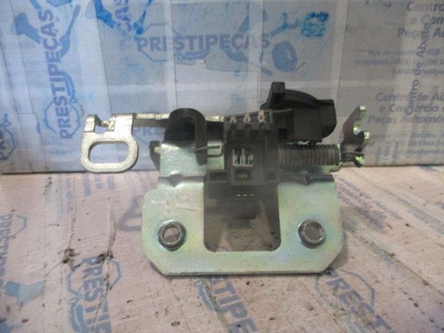 Fechadura / fecho da mala MERCEDES-BENZ Classe C (W204)