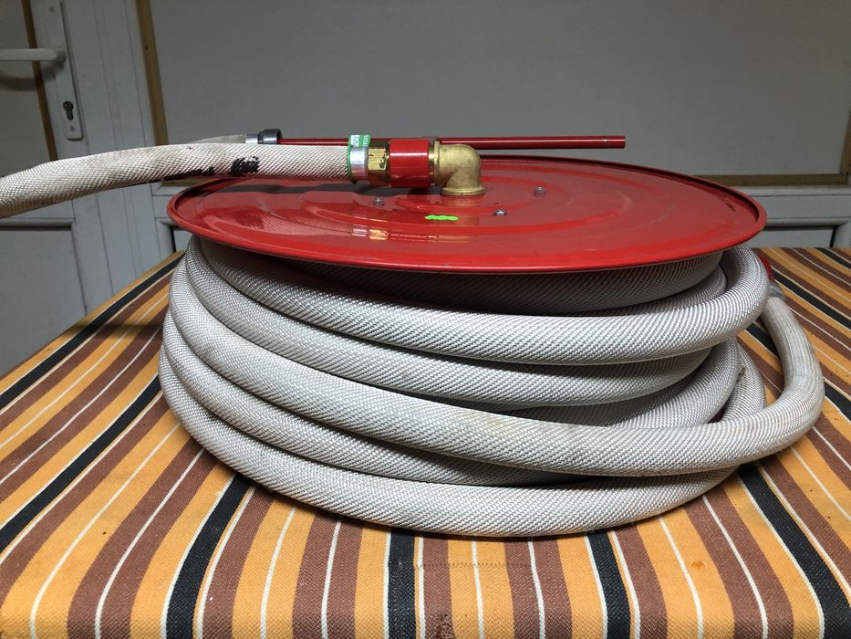 Hydrant wewnetrzny wąż na wodę