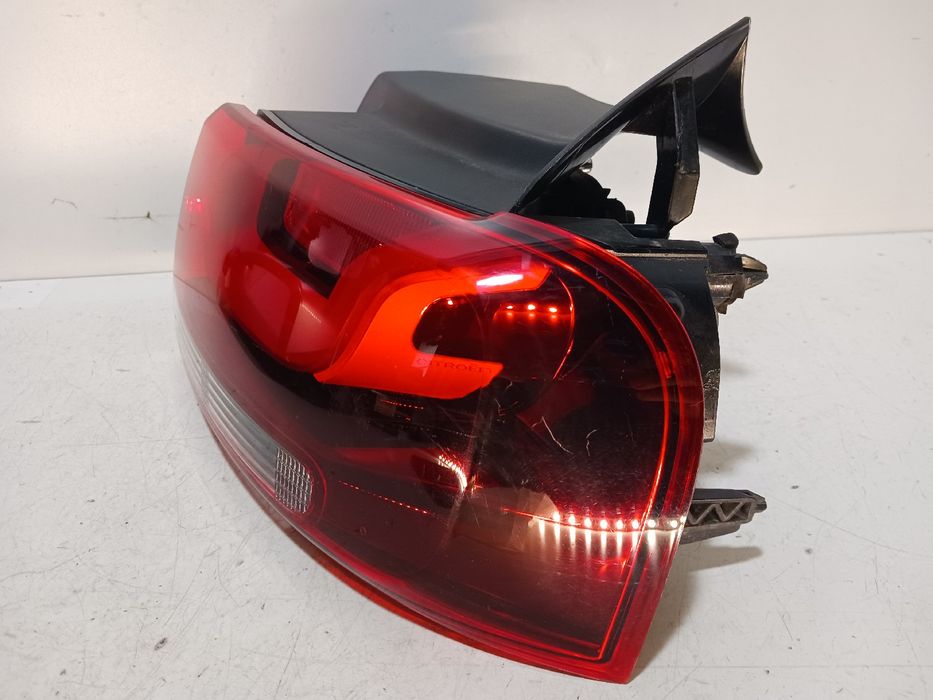 Farolim direito CITROËN C4 Cactus Enterprise (0B_, 0P_)