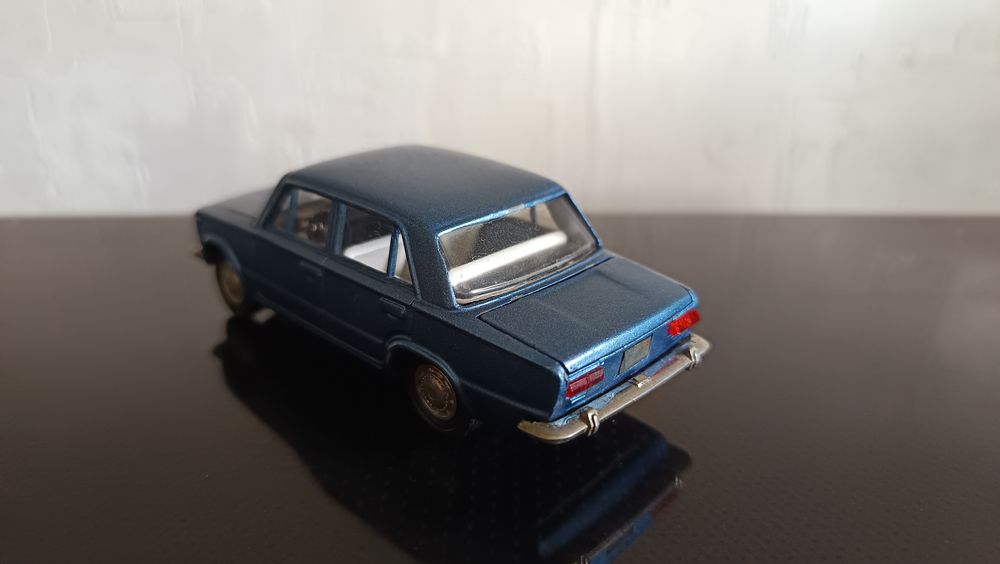 Модель Ваз 2101 масштаб 1:43 ссср
