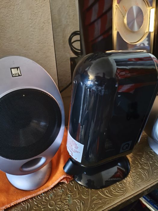 Par de colunas Q Acoustics 7000LRi