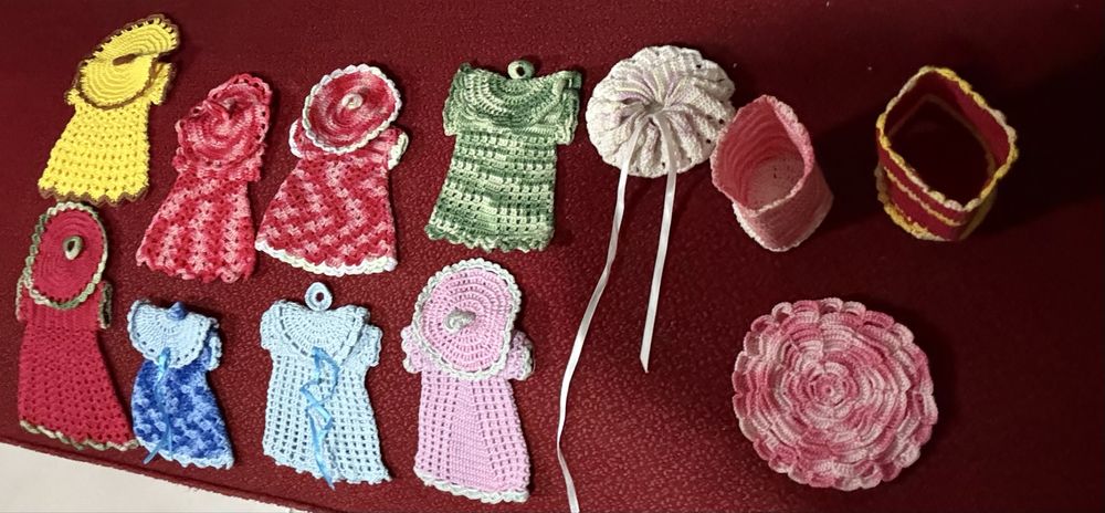 Rendas artezanais ( bordadas á mao )