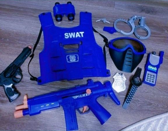 Крутой набор полицейского Limo toy 33530 из 9 предметов