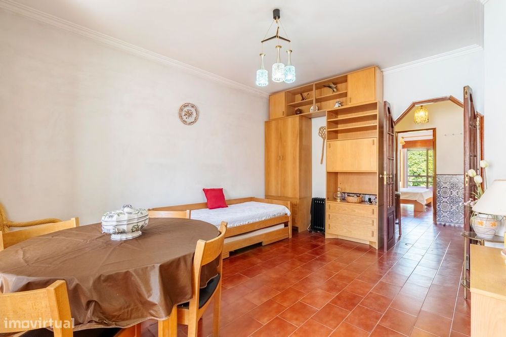 Apartamento T1 c/ Varanda e Marquise, a 550m da Praia, na Costa da Cap