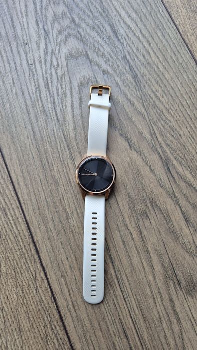 Garmin vivomove luxe 18k gold złoty
