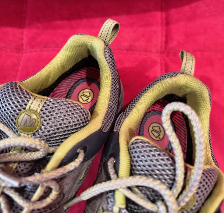 Трекинговые кроссовки Merrell