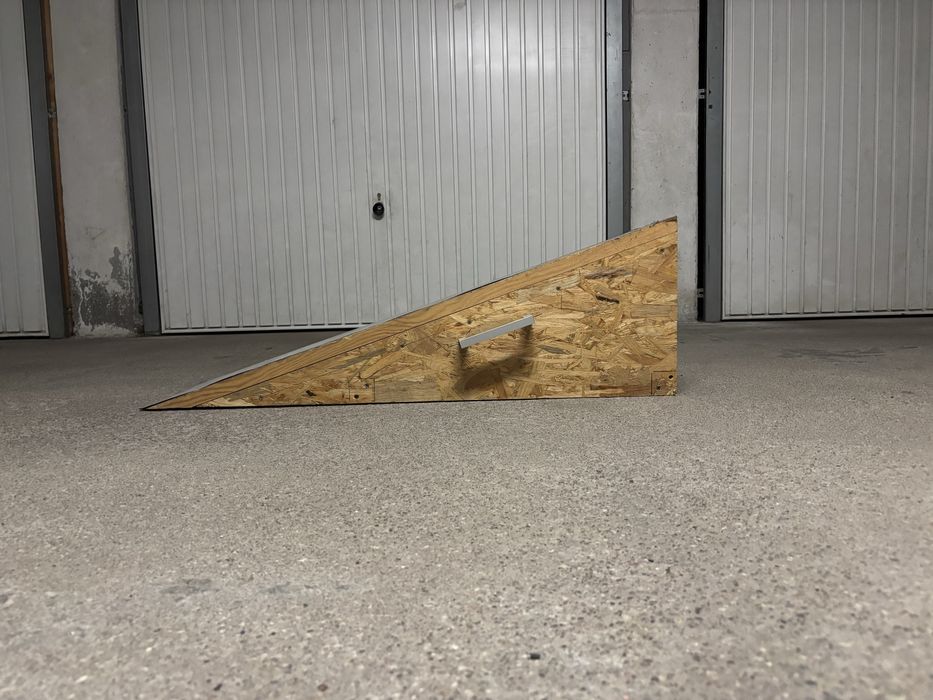 Rampa skatepark (kicker)