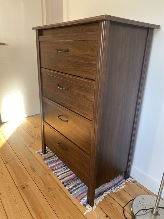 Cómoda Songesand Ikea Castanha