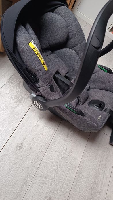 Fotelik Avionaut cosmo szary z bazą ISOFIX+adaptery do wózka gratis