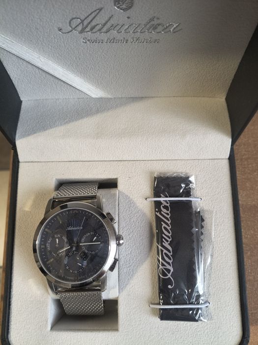 Zegarek Adriatica Multifunction (model A8273.5155QF)