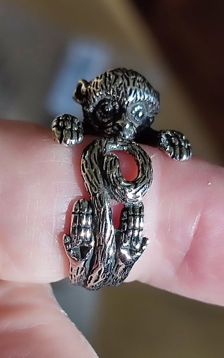 Pierścionek regulowany Małpka