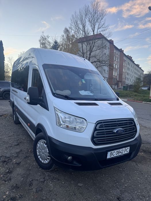 Продам хороший бус Ford Transit