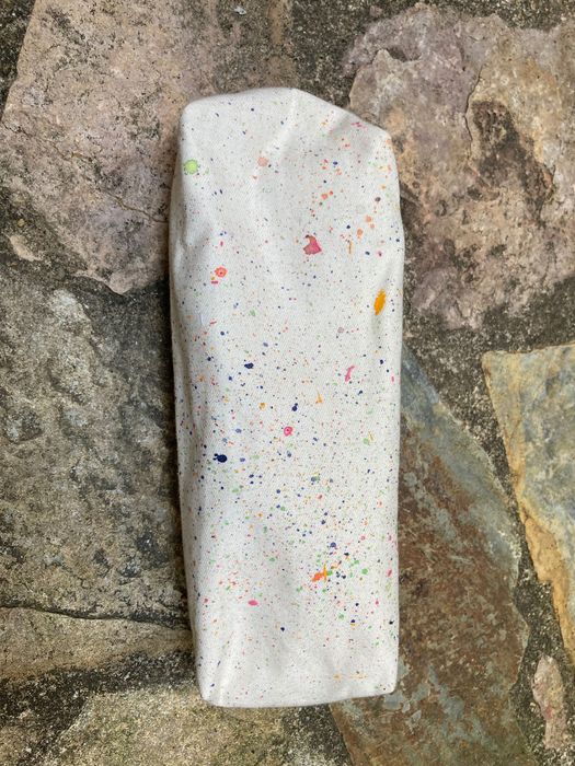 Estojo de tecido salpicado feito à mão