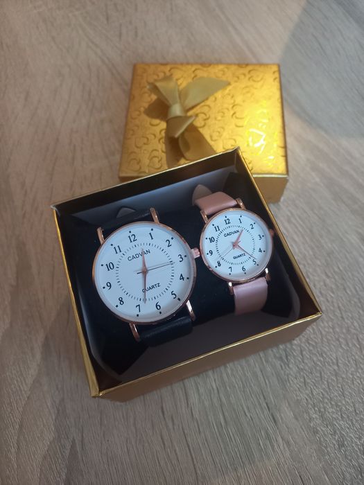 Zestaw dwóch zegarków matchy matchy
