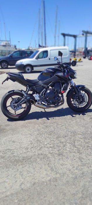 Kawasaki Z650 linha completa Akrapovic