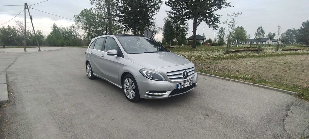 MERCEDES B-200 1.6 Benzyna 156KM Automat Alu Panorama !!!