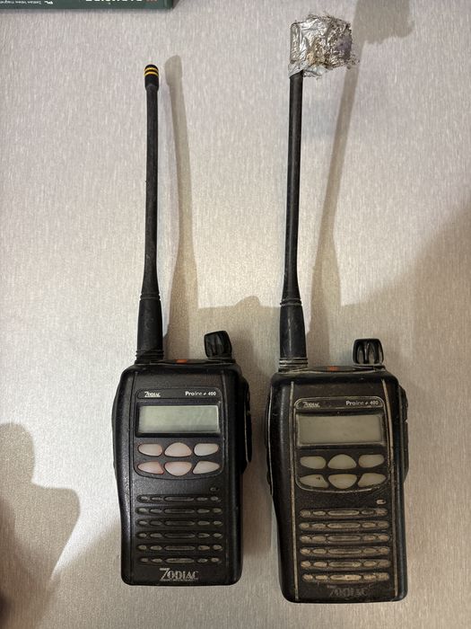 Zestaw 4x Radio 2x Ładowarka. Stan nieznany