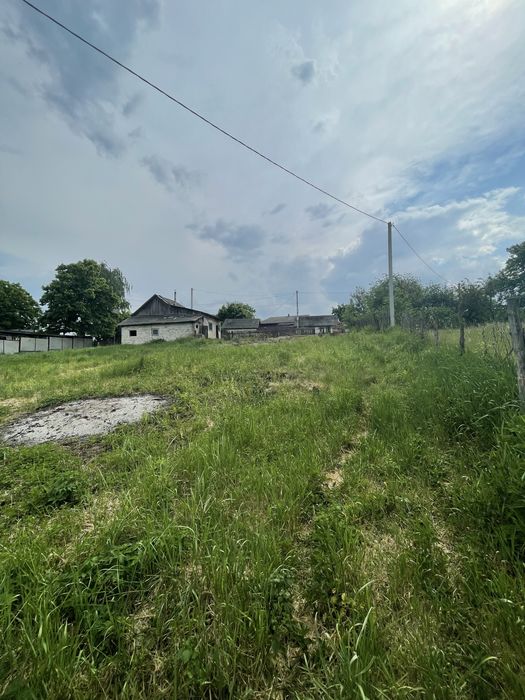 Продам участок під забудову в Киїнці