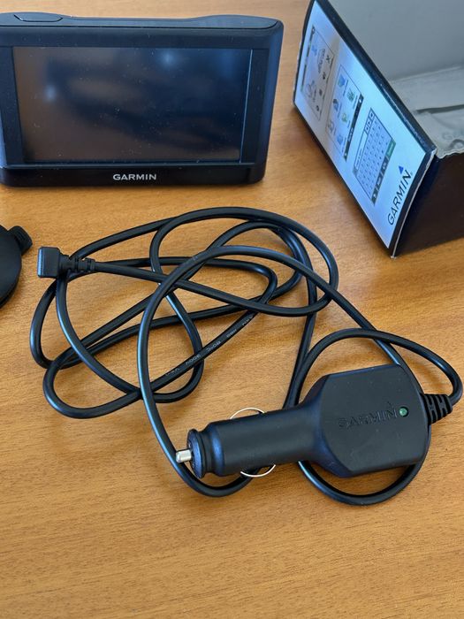 GPS automotivo Garmin nüvi 42LM