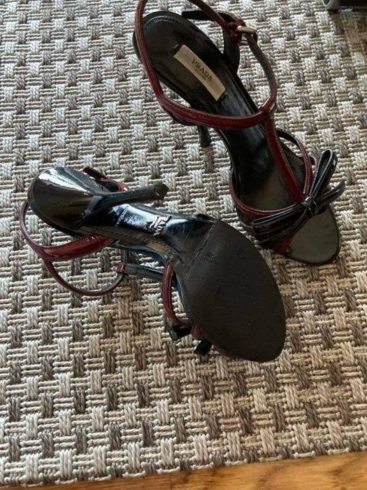 Sandálias Prada 37