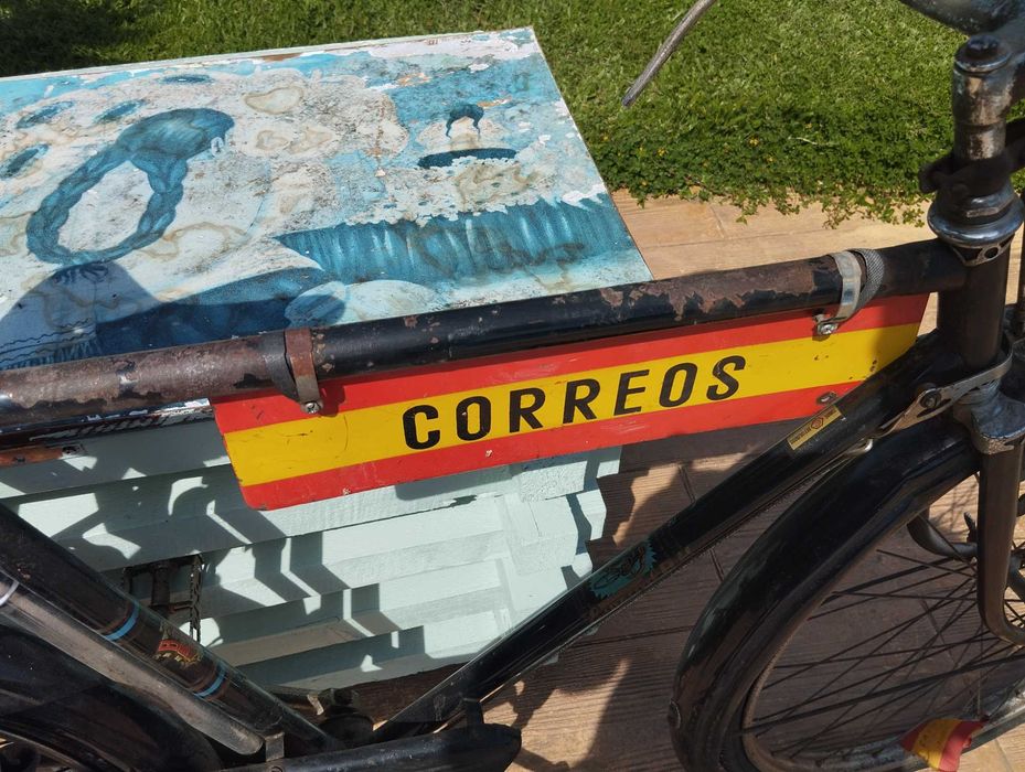 Bicicleta antiga de Correos