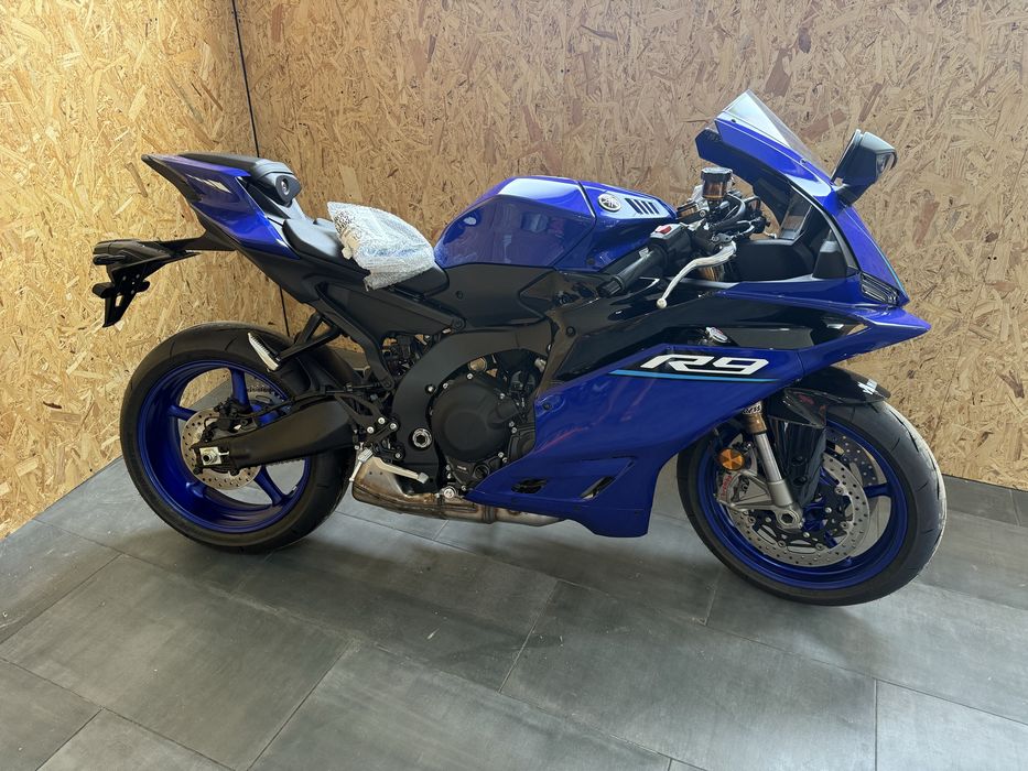 Yamaha  R9  2026