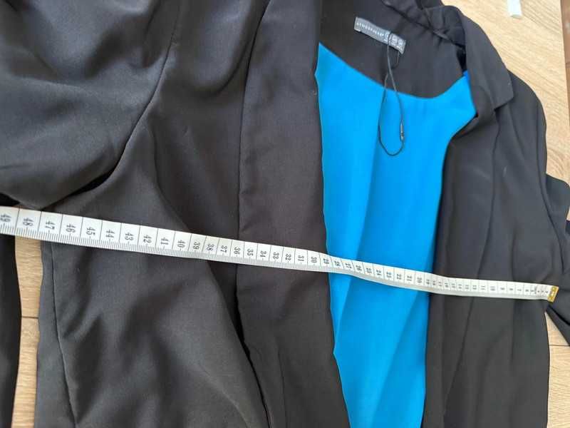 Czarna narzutka w stylu marynarki/żakietu Atmosphere