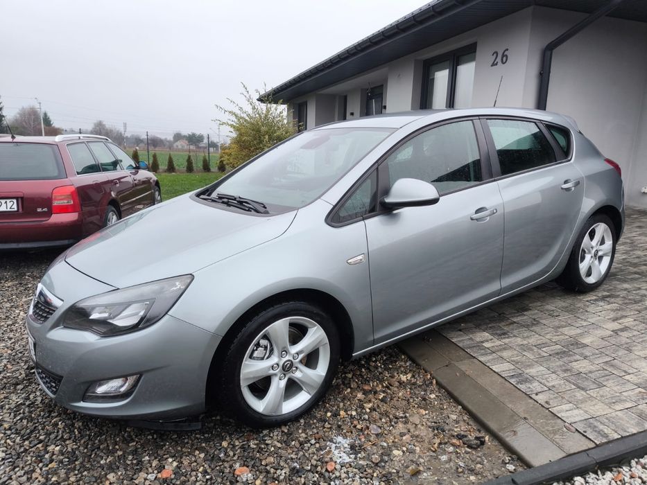Opel astra J 1.7 CDTI. Bogate wyposażenie