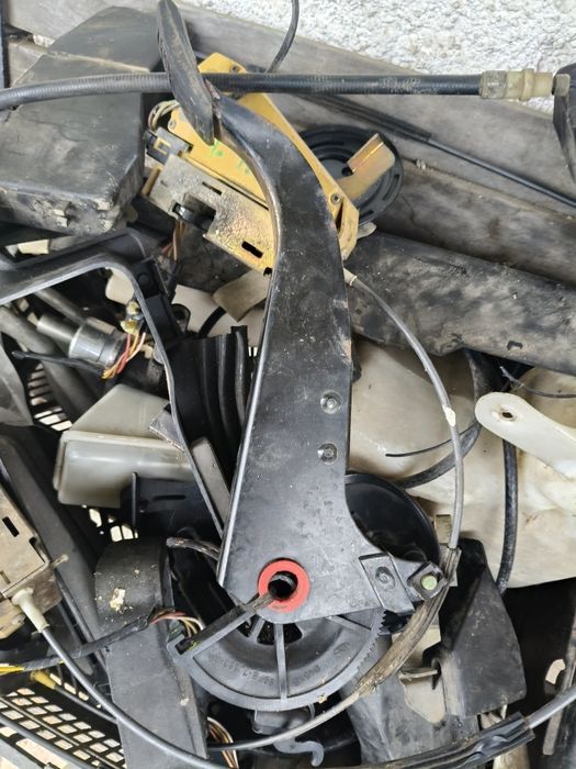 Para Despachar Peças Ford Escort/Orion MKIII desde pedais a óticas
