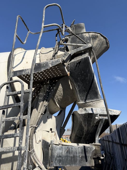 Zabudowa gruszka betonomieszarka CIFA