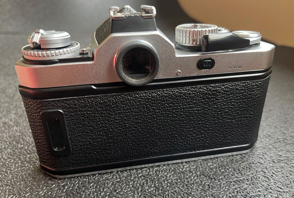 Nikon FM3A + Nikkor 45mm f/2.8P AI-P – Estado MINT