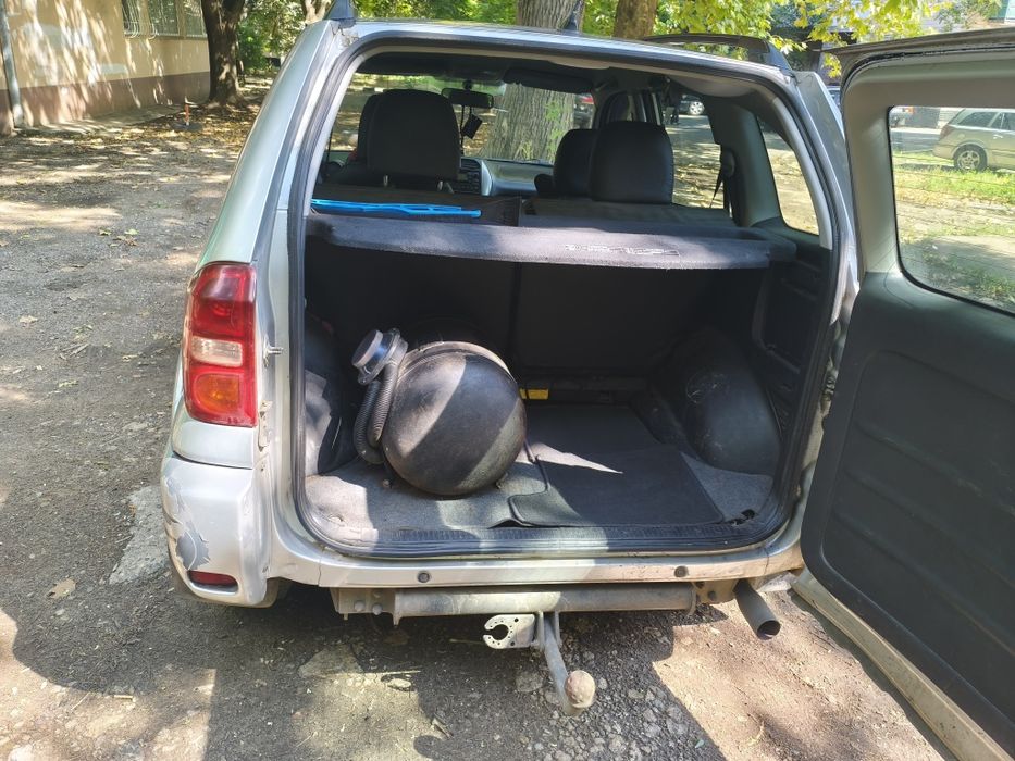 Toyota RAV 4 продам