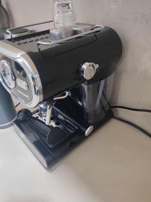 Máquina de café Silvercrest + moinho