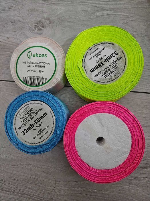 Kolorowe wstążki