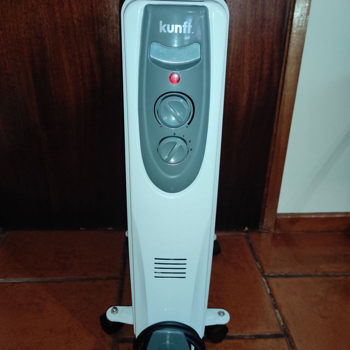 Aquecedor a óleo  Kunf 2500W