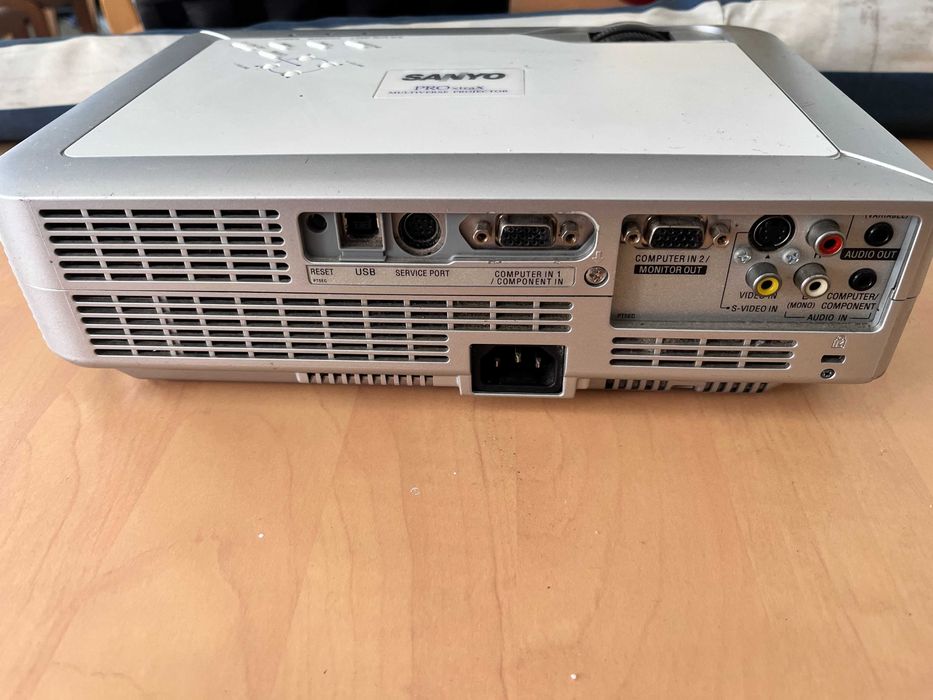 SANYO PROxtraX Multiverse Projector495516727735767041