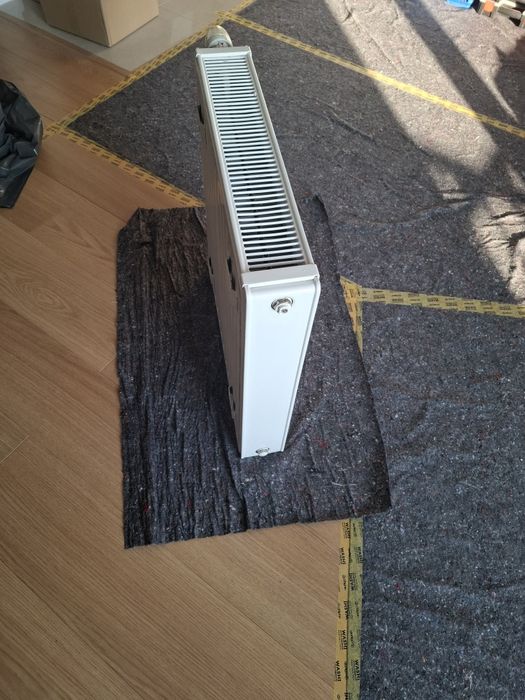 Grzejnik 600×600 dolne zasilanie 3szt