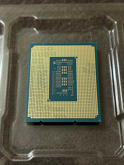 Процессор Intel Core i7-12700F (BX8071512700F)