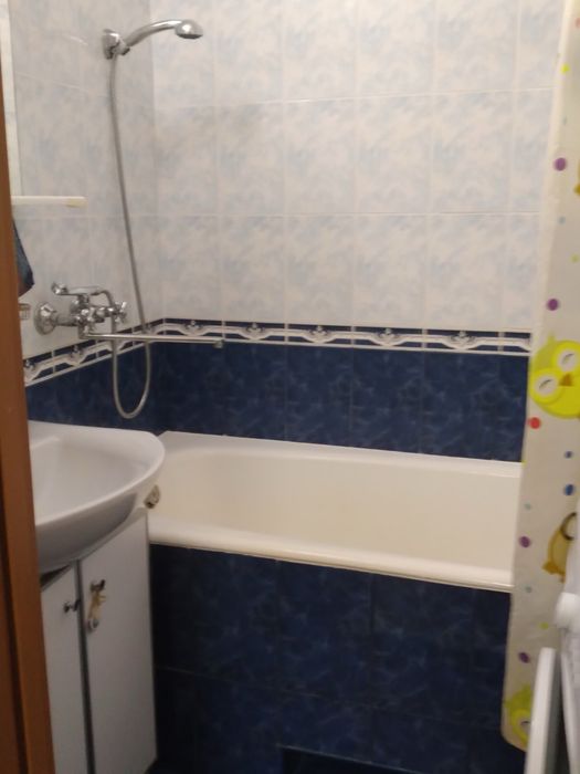 Продам 1к квартиру з ремонтом Єфремова,7 метро Академмістечко 3 хв.