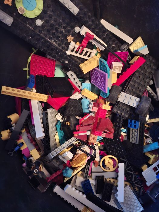 Karton klocków lego 2,8kg