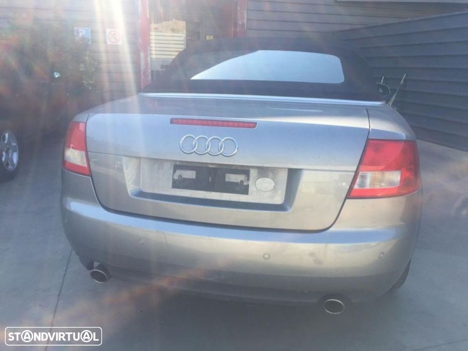 Audi A4 (B6) 1.8 turbo cabriolet de 2004 para peças