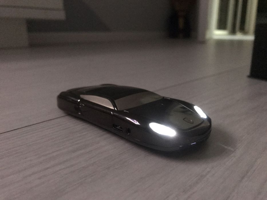 Продам телефон порше каен