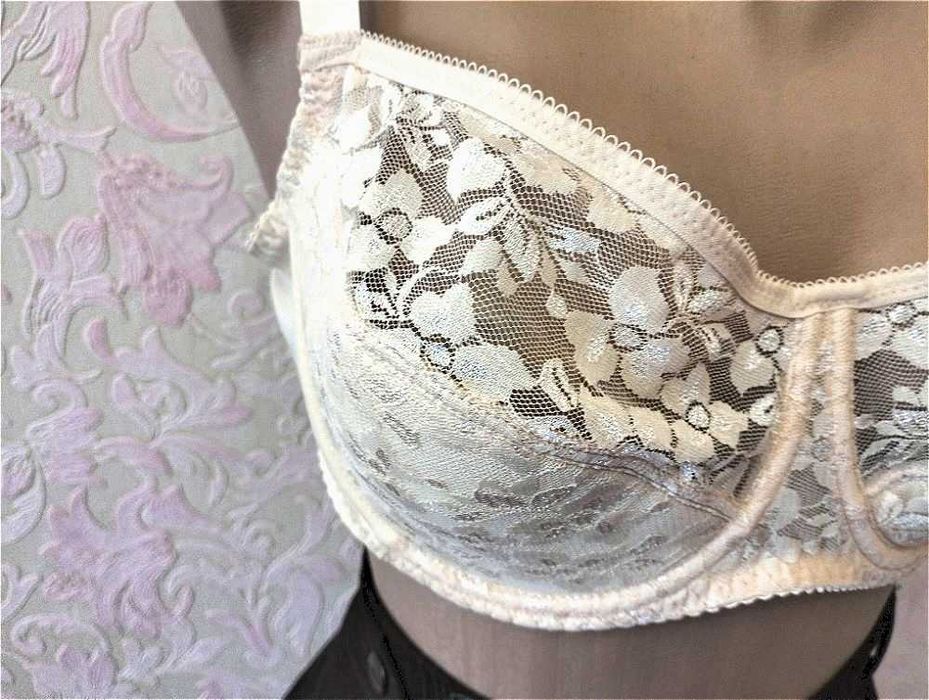 Бюстгальтер. Лифчик. Розмір- 80 С