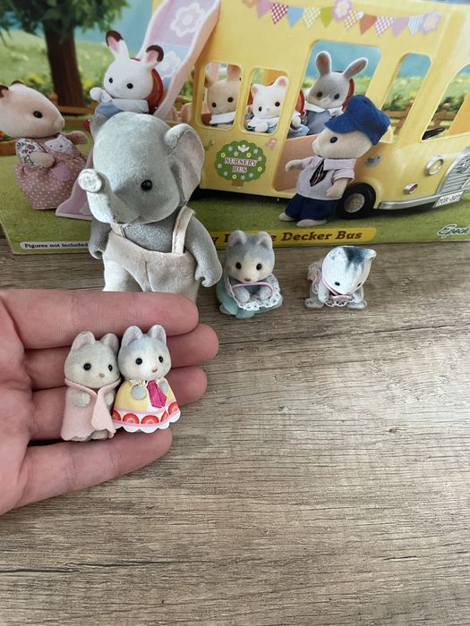 Autobus Sylvanian Families plus figurki