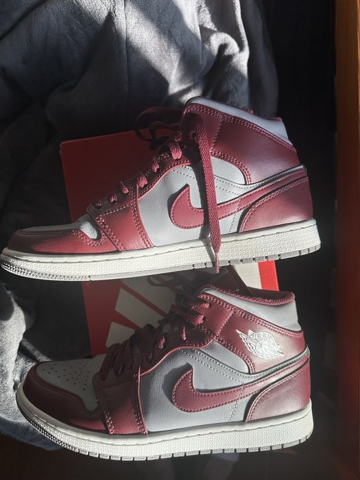 Tenis jordan pouco tempo de uso