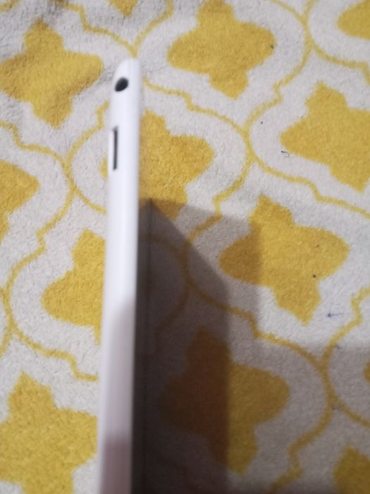 Продам планшет Qilive