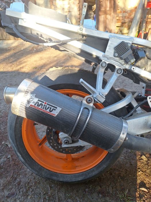 Honda cbr 900rr sc33 silnik skrzynia felga cała na części moduł