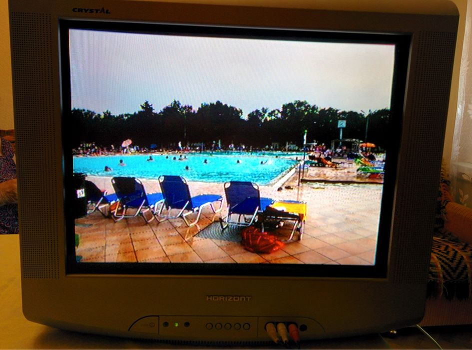Телевизор Горизонт Кристалл